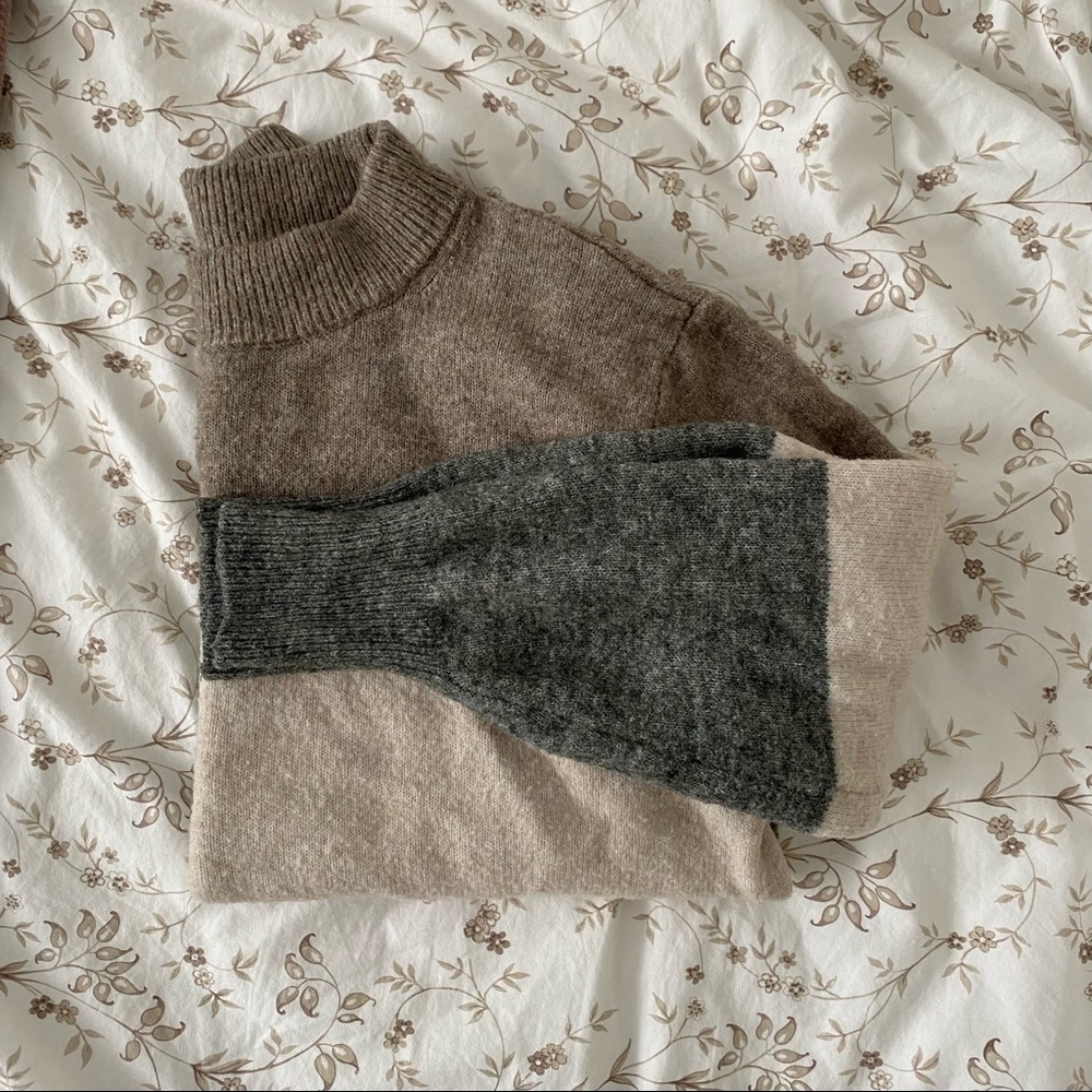 Color Block Mock Neck Sweater
